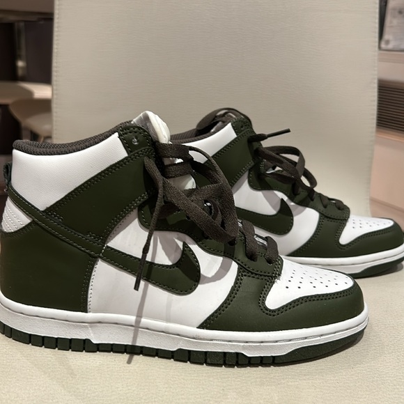 Nike Dunk High (GS) Khaki - Picture 2 of 6